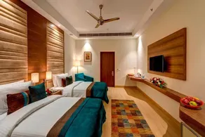 The Astor - Room