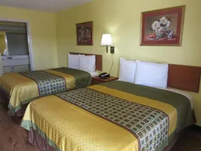 The Crossroads Hotel and Suites Irving - Zimmer