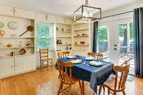 Walk to Dtwn & Freed-hardeman: Home w/ Fenced Yard - Interiør