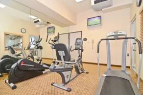 Best Western Macomb Inn - Fitness facility