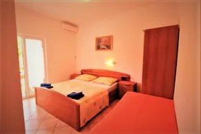Holiday House Perkic mm - Zimmer