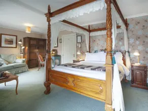 Lifton Hall - Room