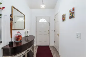 Villa Prins Two Spacious Primary Bedrooms Ensuites - Reception