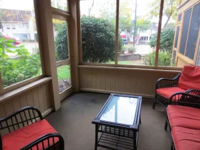 Hvorfor leje et værelse, når du kan bo i en suite i centrum Charlevoix? - Værelse