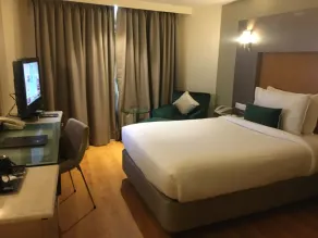 The Golkonda Hotel - Room