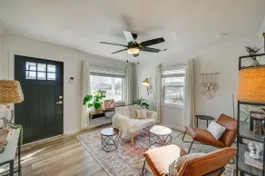 < 3 Mi to Dtwn: Modern Cottage in Greenville! - Intérieur