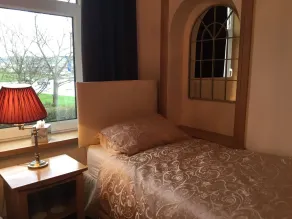 Lakeview Guest House - Zimmer