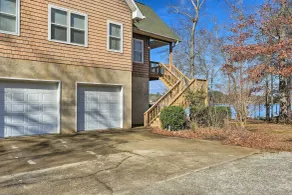Dreamy Ridgeway Home w/ Grill on Lake Wateree! - Interiør