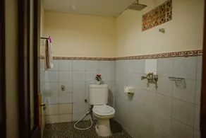 Nyoman Warta Accommodation - Baño