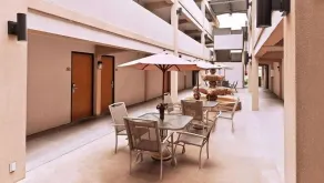 Executive Inn & Suites - Terrace/patio