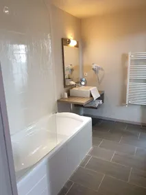 Brit Hotel Spa Le Connetable - Bathroom
