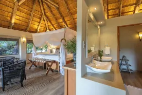 Karongwe - River Safari Lodge - Room