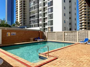 Paradise Towers Surfers Paradise - Piscine