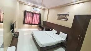 Kanha Hotel & Resort - Værelse