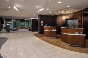 Courtyard High Point - Réception