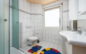 Amazing Apartment in Duba With Wifi and 1 Bedrooms - Badeværelse