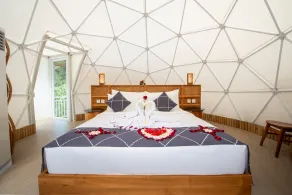 Triyana Resort and Glamping Carangsari Bali - Zimmer