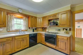 Cape House in Farmington w/ Shared Outdoor Pool! - Innenbereich