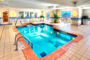 Fairfield Inn & Suites by Marriott Edmond - Piscine