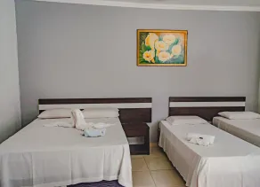 Oasis Praia Hotel - Zimmer