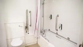 Premier Inn Glasgow East Kilbride Nerston - Baño
