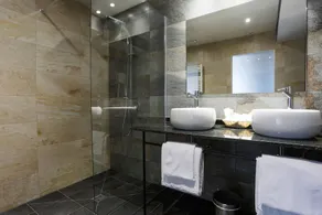 Hotel & SPA Llop Gris - Bathroom