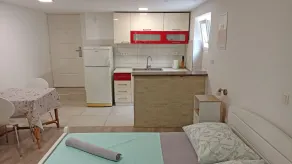 Beach House Split - Room