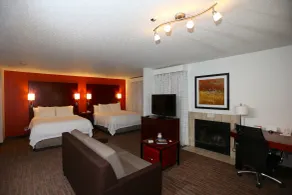 SenS Suites Livermore; SureStay Collection by Best Western - Chambre