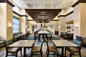 Hampton Inn & Suites Atlanta Airport West/Camp Creek Pkwy - Restaurant