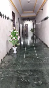 HOTEL CRYSTAL INN - Hall