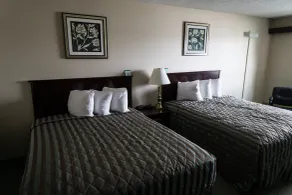 Econo Lodge Lloydminster - Chambre