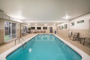 La Quinta Inn & Suites by Wyndham Chattanooga North - Hixson - Pool