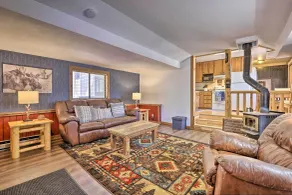NOUVEAU! Grand Lake Escape w / Fireplace, Grill & Deck! - Intérieur