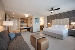 Homewood Suites by Hilton Providence Downtown - Chambre