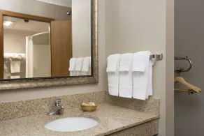 Super 8 by Wyndham Cameron - Salle de bain