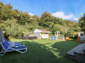 Burwyns - Pool