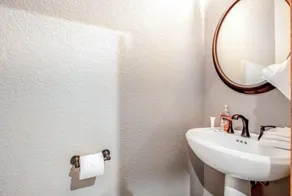 Lovely Townhome A Half-Mile From Keystone Gondola Wshared Hot-Tub & Excellent Views - Bathroom