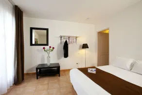 Cerise Carcassonne Sud - Room
