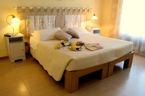Eremes Rooms & Apartments - Room