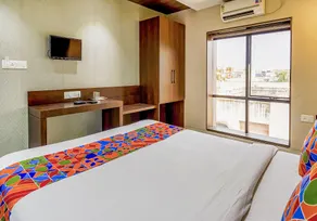 FabHotel Eros 211 - Nr Sreebhumi - Zimmer