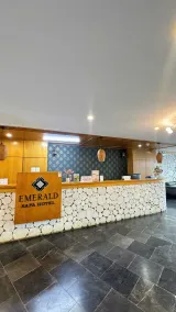 Cloud Chaser Hotel - Reception