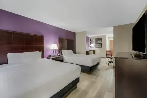 La Quinta Inn & Suites by Wyndham Louisville East - Camera