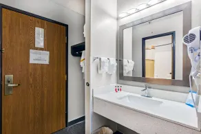 Baymont by Wyndham Jackson - Salle de bain