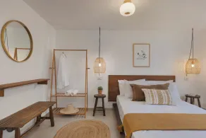 Solaya Kineret - Quarto