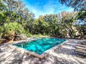 2098 Beach Wood - Piscine