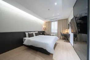 Ramada by Wyndham Yongin - Room