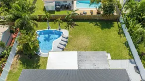 Delila's Chic 3br 2ba with Heated Pool  - Pool