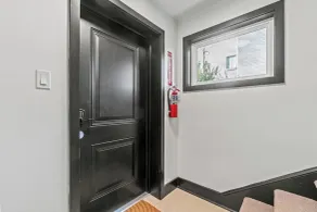 Elegant Condos in Arlington - Eingangsbereich