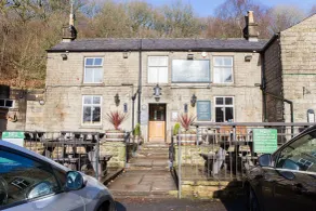 The Ladybower Inn - Entrée intérieure