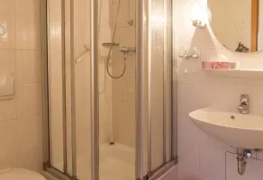 Hotel zur Post in Wurzen - Bathroom